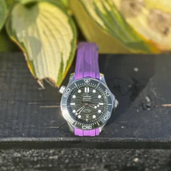 Curved End Gummirem med Foldespnde til Omega Seamaster Diver 300M - Lavendel