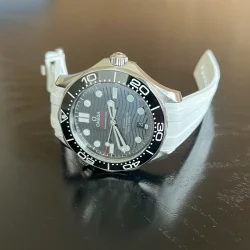 Curved End Gummirem til Omega Seamaster Diver 300M - Hvid