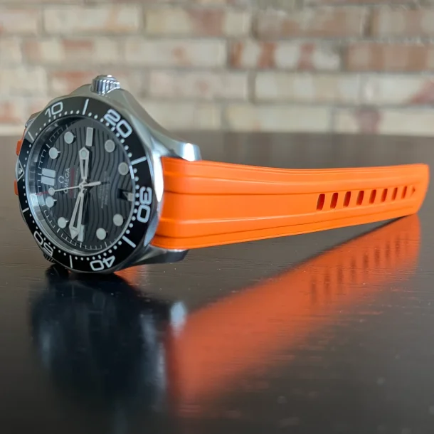 Curved End Gummirem til Omega Seamaster Diver 300M - Orange