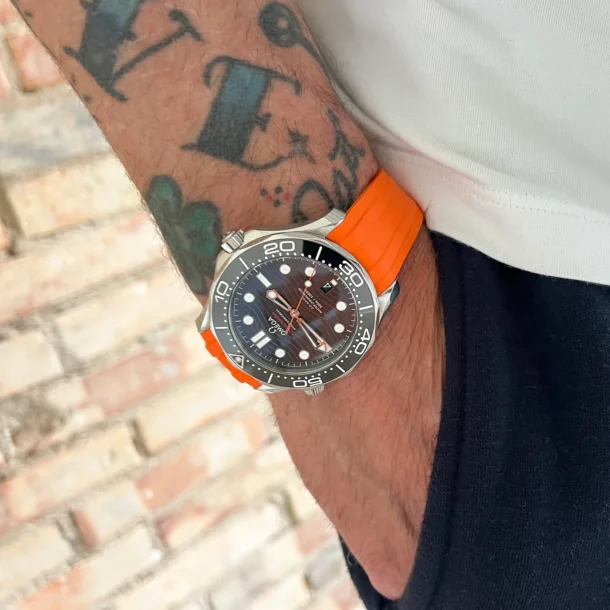 Curved End Gummirem til Omega Seamaster Diver 300M - Orange
