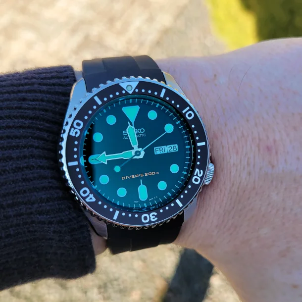 Curved End Gummirem til Seiko SKX / Seiko 5 Sports - Sort