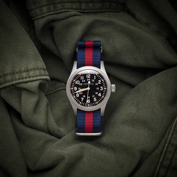 Redux Natorem - Marinebl� med r�d stribe