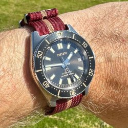 Riflet Natorem - Bordeaux med beige stribe