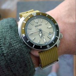 Riflet Natorem - Lys olivengrn