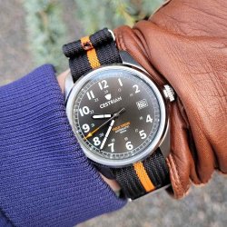 Riflet Natorem - Sort med orange stribe