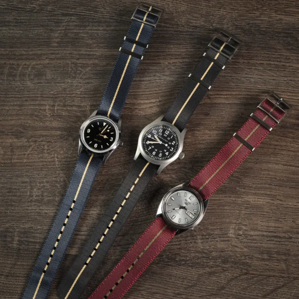 Single Pass Luksus - Marinebl� med beige stribe