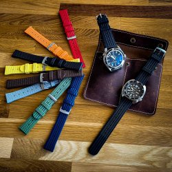 Vaffelmnstret gummirem i FKM med quick-release - Orange