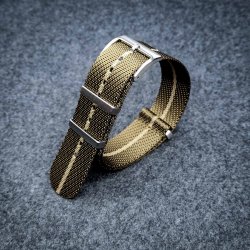 Natorem i Tudor-stil - Olivengrn med beige stribe