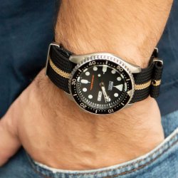 Riflet Natorem - Sort med beige stribe