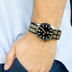 Riflet Natorem - Sorte, gr og beige striber - Bond's choice NTTD