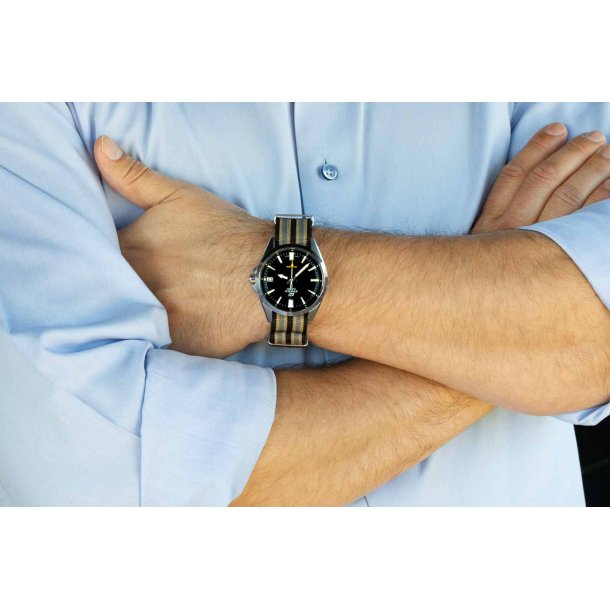 Riflet Natorem - Sorte, gr� og beige striber - Bond's choice NTTD