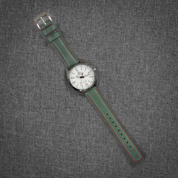 Rustik L�derrem med Quick-release - Gr�n med r�de syninger